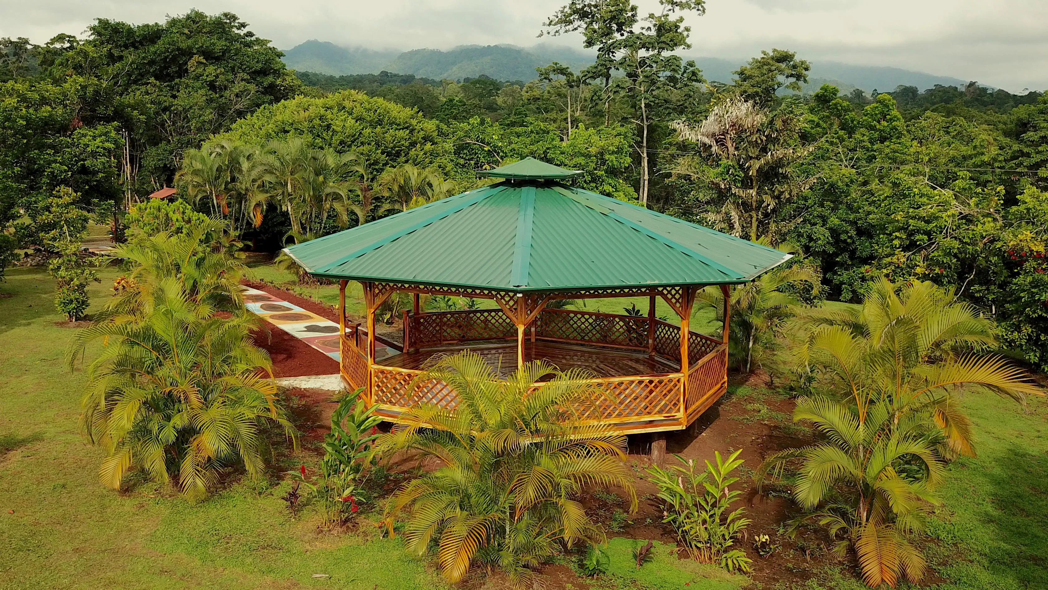 Heliconias Lodge